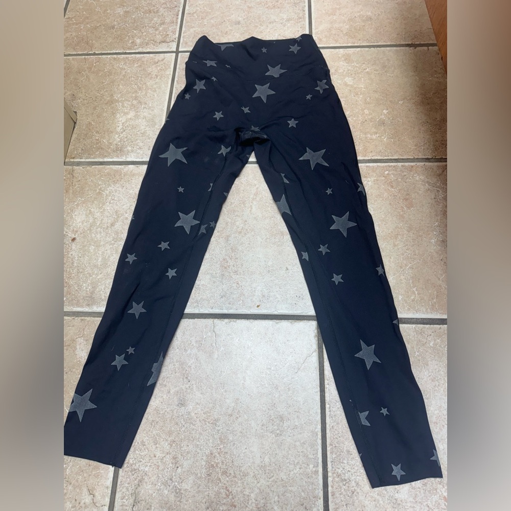 Black Star Pattern Leggings - Picture 3 of 7